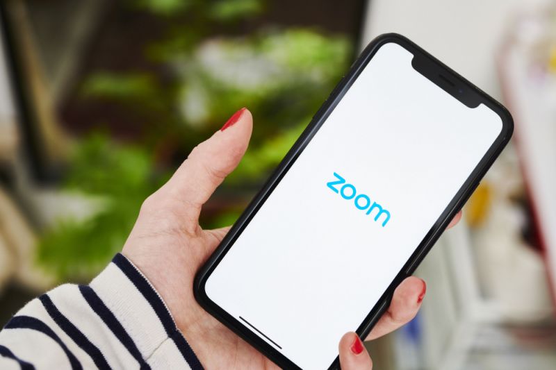 Zoom to Offer All Users Full Encryption, Bending to Pressure