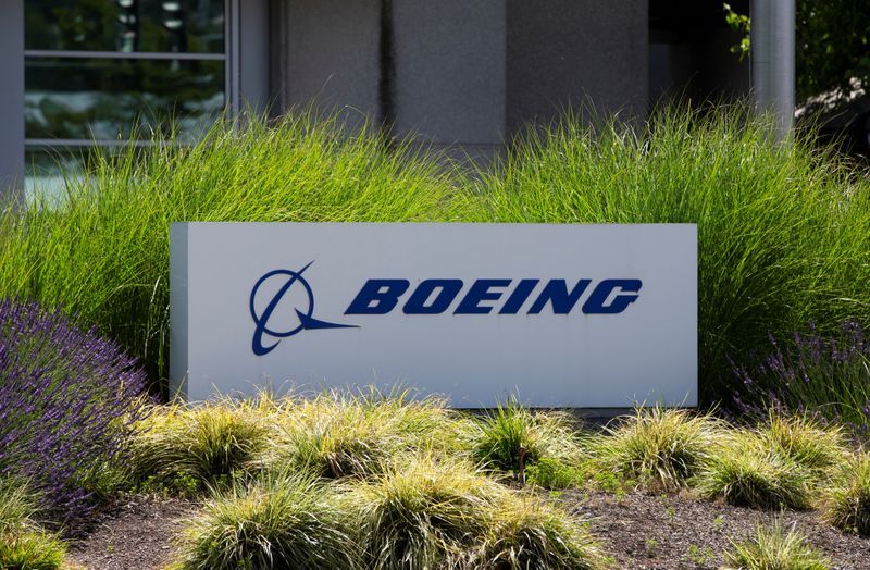 U.S. proposes fine of $1.25 million on Boeing for pressuring workers at airplane plant